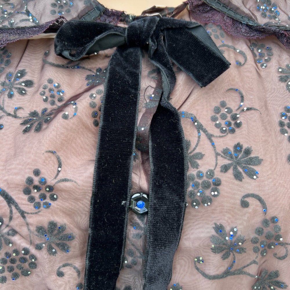 VINTAGE MARFRY BED ROBE - Picture 3 of 16